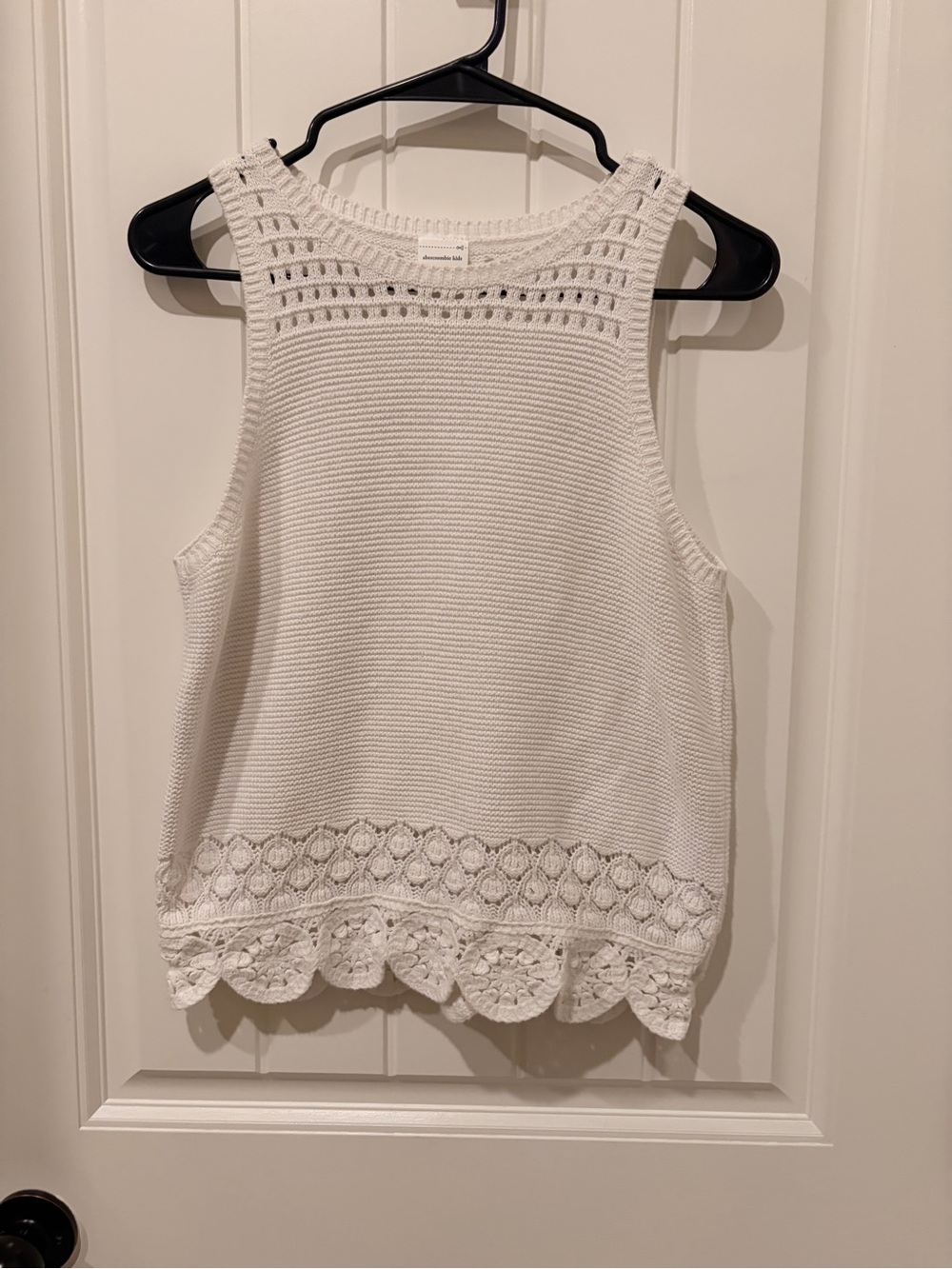 abercrombie kids White Crochet-Trim Sleeveless Knit Tank - worn as woman’s med!!